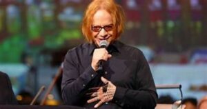 film_score_composer_danny_elfman_now_faces_sexual_assault_allegations_heres_his_net_worth