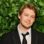 how_tall_is_joe_alwyn_taylor_swifts_partners_height_revealed