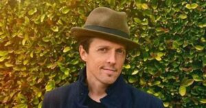 unveiling_jason_mraz_net_worth_2024_the_remarkable_financial_journey_of_a_singer_songwriter